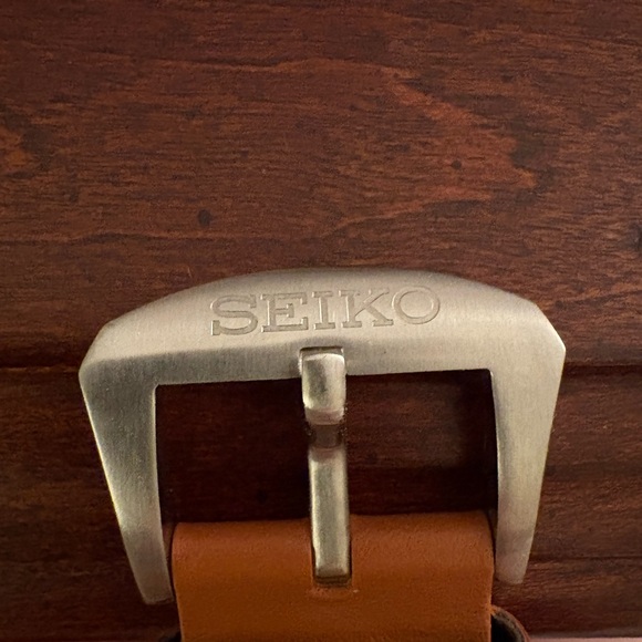 Seiko SSC081 Solar Alarm Chronograph Men's Watch - Picture 5 of 5